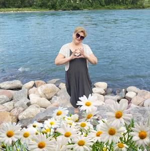 Meet your Posher, Alla